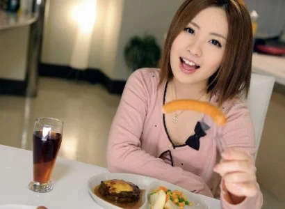 Người yêu ăn bữa tối xong rồi ăn em